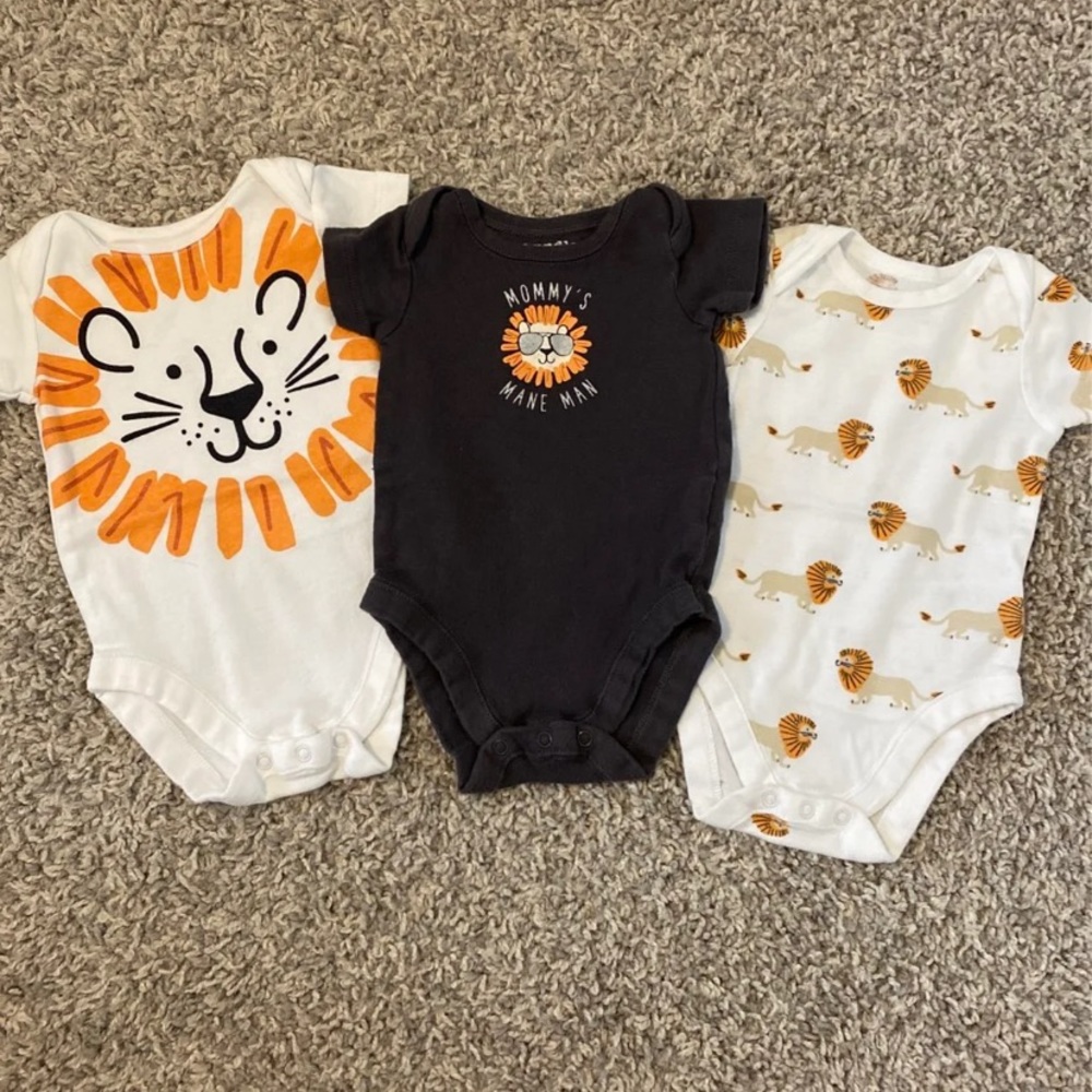 Set of 3 onesies
